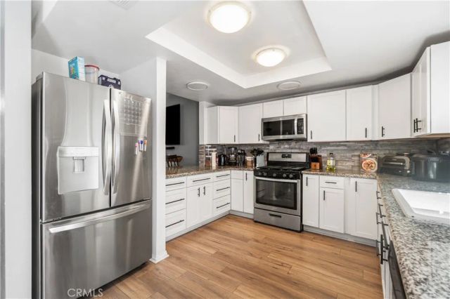 1004 Lightcap, Lancaster, CA 93535