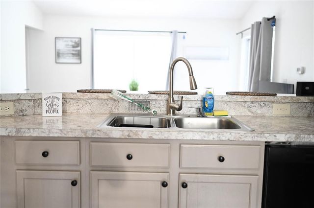 605 OAKPOINT CIRCLE, Davenport, FL 33837