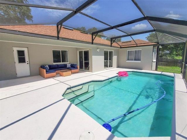 605 OAKPOINT CIRCLE, Davenport, FL 33837