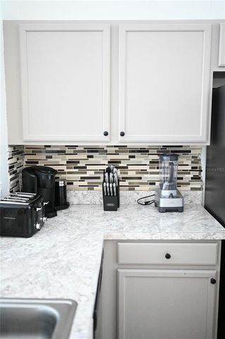 605 OAKPOINT CIRCLE, Davenport, FL 33837