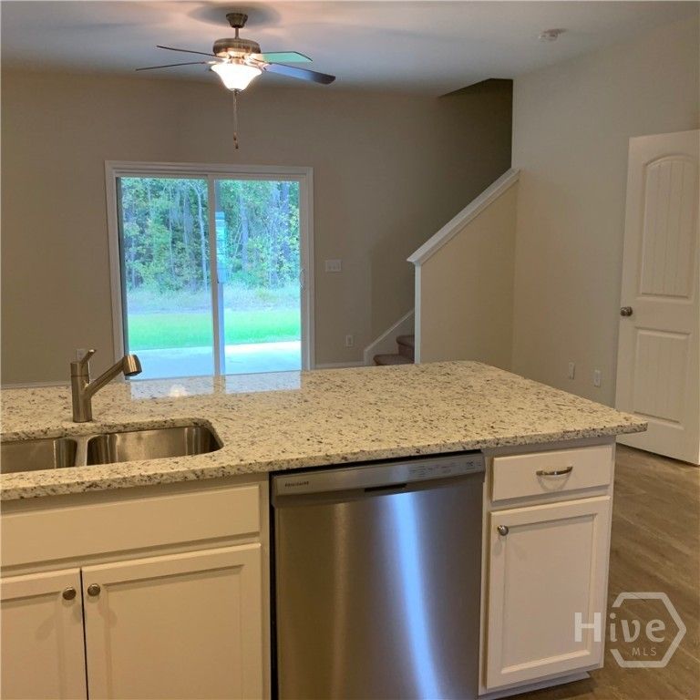 Image 11 of property listing at 193 Ainsdale Drive, Richmond Hill, GA 31324