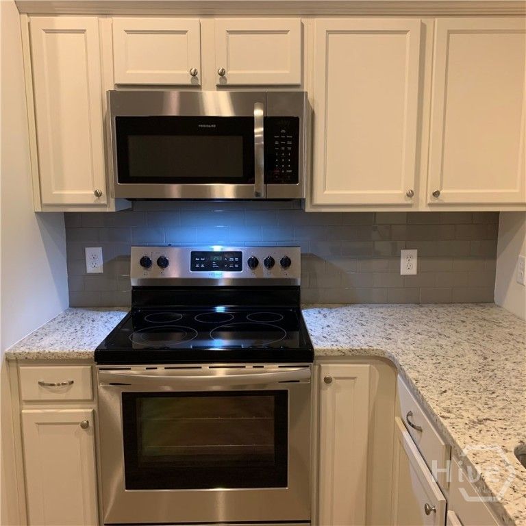 Image 3 of property listing at 193 Ainsdale Drive, Richmond Hill, GA 31324