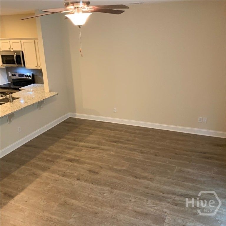 Image 5 of property listing at 193 Ainsdale Drive, Richmond Hill, GA 31324
