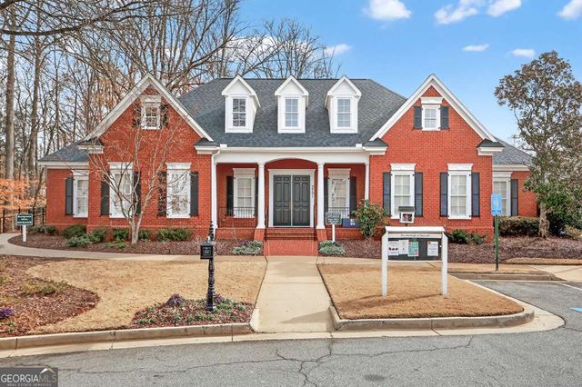 7205 Lowery Oak Drive, Roswell, GA 30075