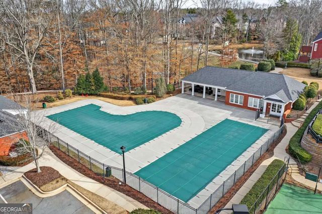 7205 Lowery Oak Drive, Roswell, GA 30075