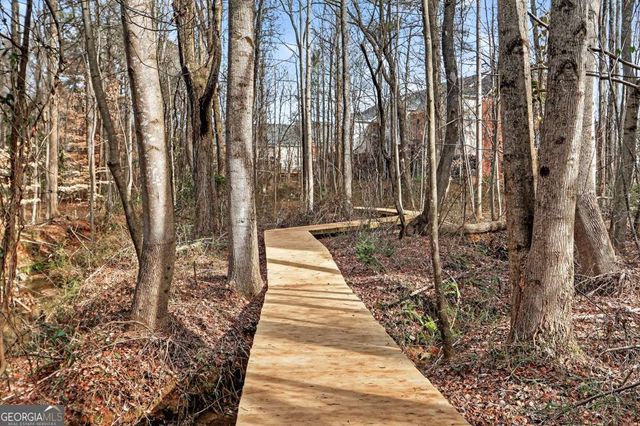 7205 Lowery Oak Drive, Roswell, GA 30075