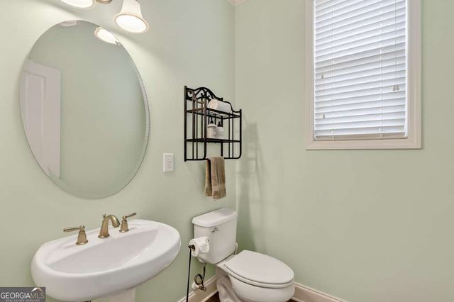 7205 Lowery Oak Drive, Roswell, GA 30075