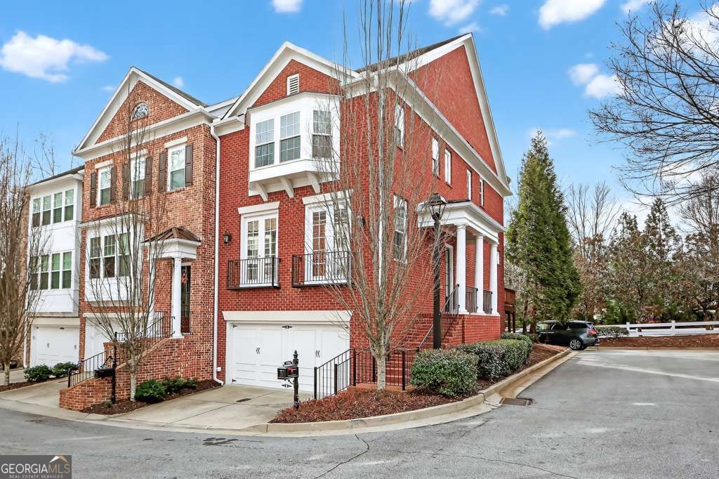 7205 Lowery Oak Drive, Roswell, GA 30075