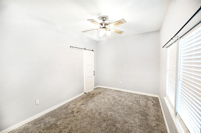 202 S Trappier Street, Alvord, TX 76225