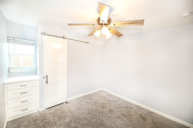 202 S Trappier Street, Alvord, TX 76225