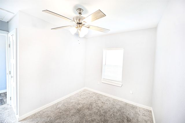 202 S Trappier Street, Alvord, TX 76225