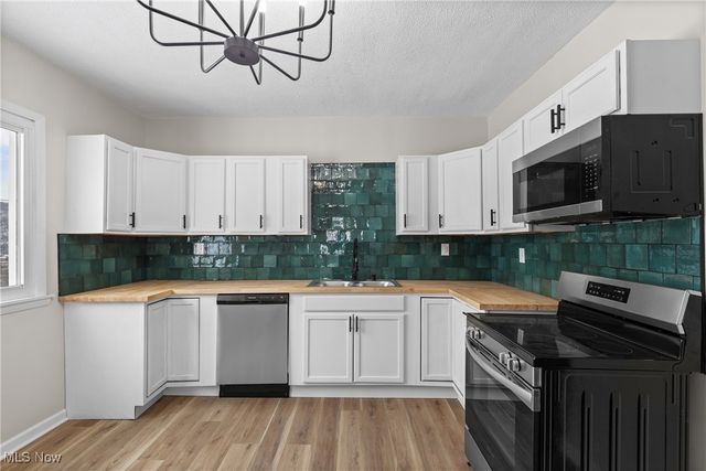 900 N 6th Street, Martins Ferry, OH 43935