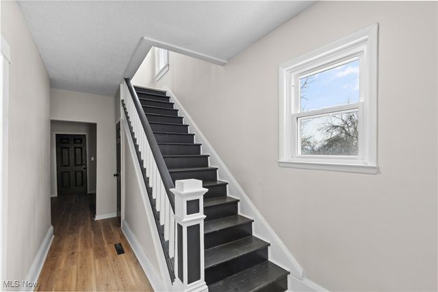 900 N 6th Street, Martins Ferry, OH 43935