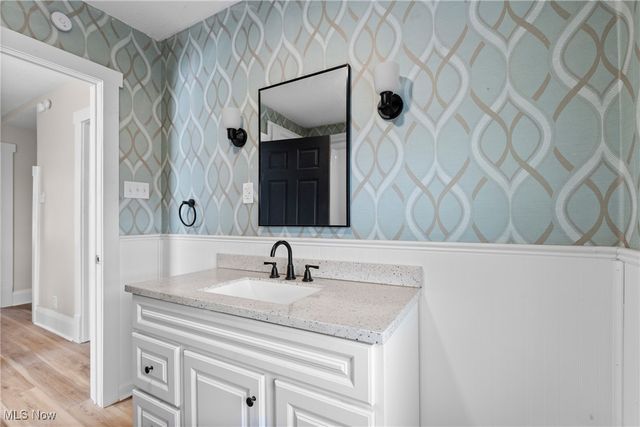 900 N 6th Street, Martins Ferry, OH 43935