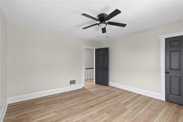 900 N 6th Street, Martins Ferry, OH 43935