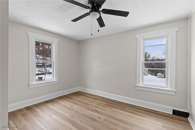 900 N 6th Street, Martins Ferry, OH 43935