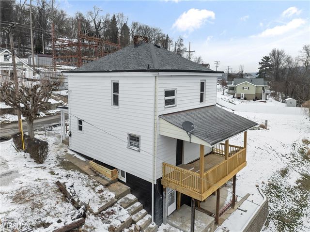 900 N 6th Street, Martins Ferry, OH 43935