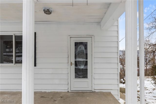 900 N 6th Street, Martins Ferry, OH 43935