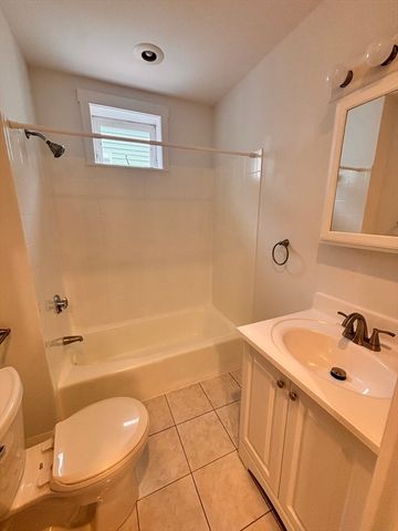 10 Stickney Ave 3, Somerville, MA 02145