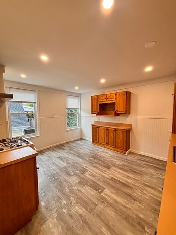 10 Stickney Ave 3, Somerville, MA 02145