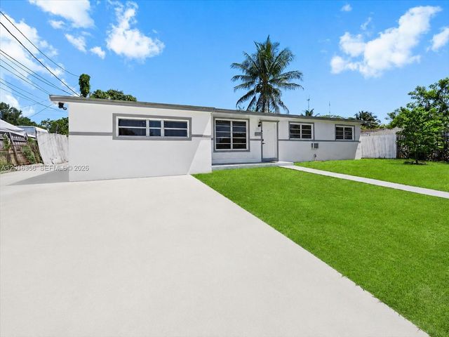 1031 NW 202nd St, Miami Gardens, FL 33169