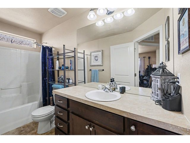 551 Walhalla Ct, Fort Collins, CO 80524