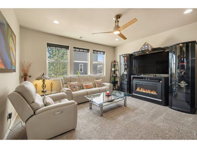 551 Walhalla Ct, Fort Collins, CO 80524