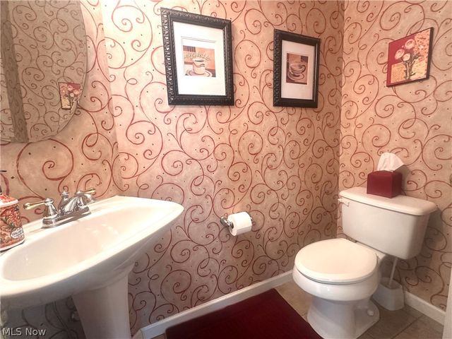 6062 White Tail Lane, Lorain, OH 44053