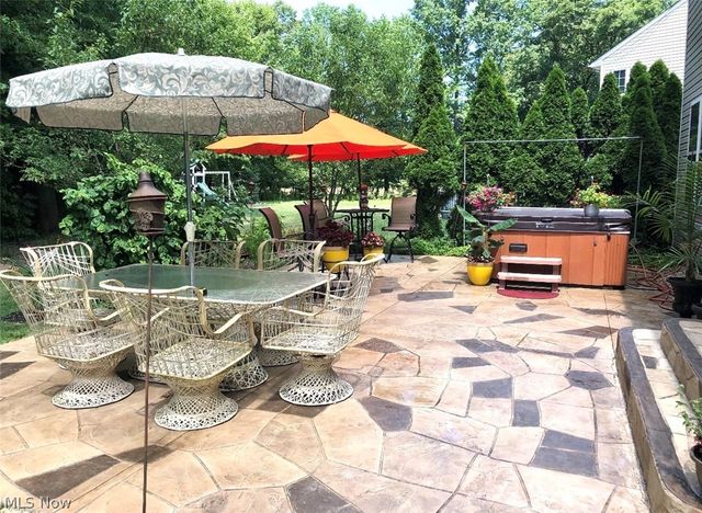 6062 White Tail Lane, Lorain, OH 44053