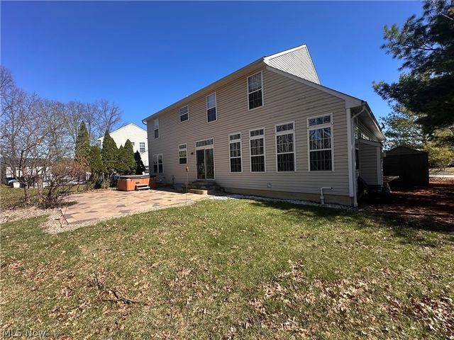 6062 White Tail Lane, Lorain, OH 44053