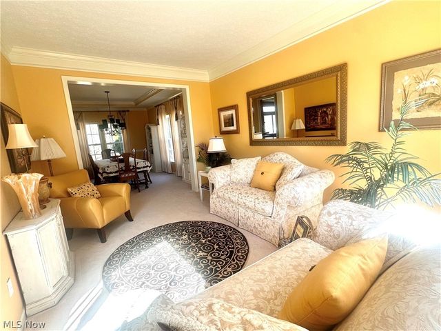 6062 White Tail Lane, Lorain, OH 44053