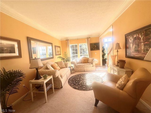 6062 White Tail Lane, Lorain, OH 44053