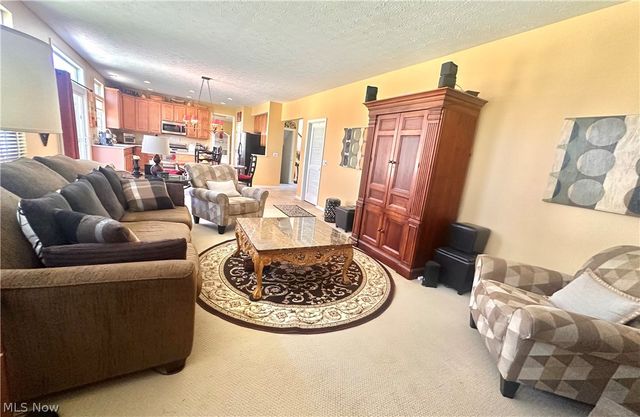 6062 White Tail Lane, Lorain, OH 44053