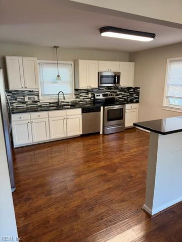 4 Clemwood PW, Hampton, VA 23669