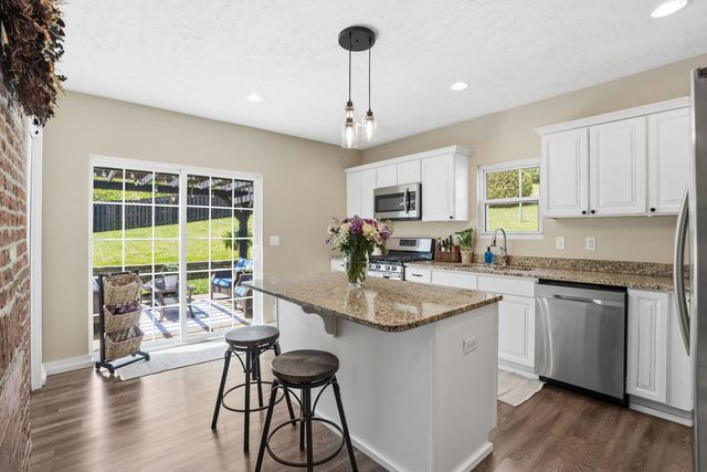 937 CENTER AVENUE, Blawnox, PA 15238