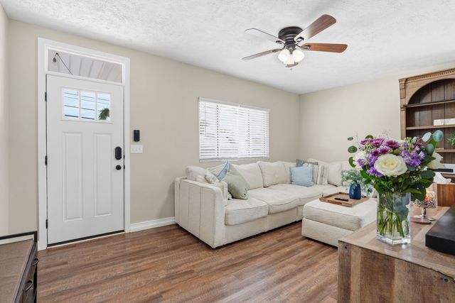 937 CENTER AVENUE, Blawnox, PA 15238