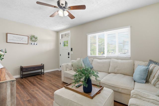 937 CENTER AVENUE, Blawnox, PA 15238