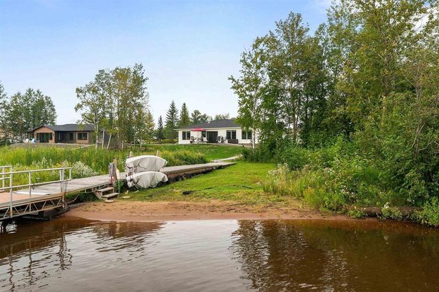 546 Marina Drive, Superior, WI 54880