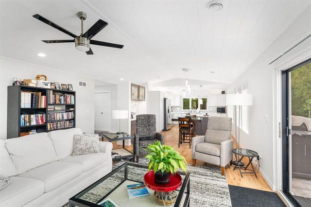 546 Marina Drive, Superior, WI 54880