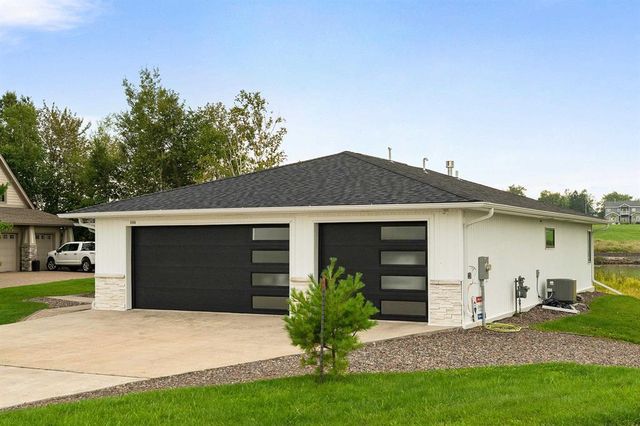 546 Marina Drive, Superior, WI 54880