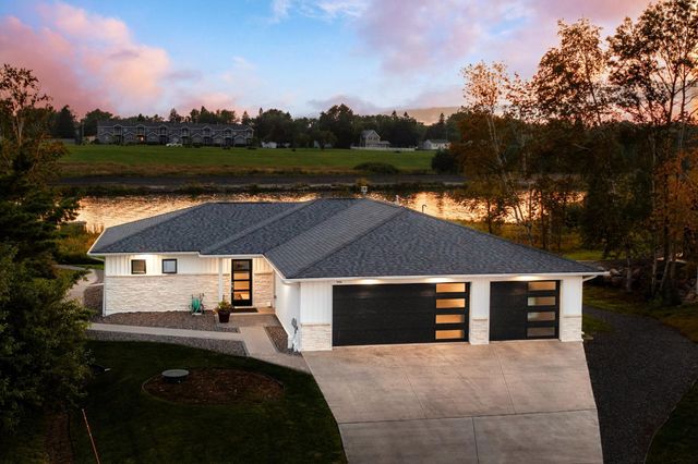 546 Marina Drive, Superior, WI 54880