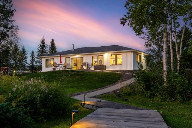 546 Marina Drive, Superior, WI 54880