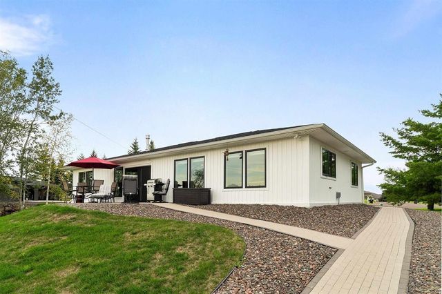 546 Marina Drive, Superior, WI 54880