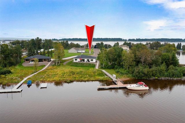 546 Marina Drive, Superior, WI 54880