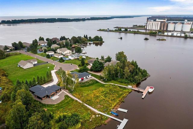 546 Marina Drive, Superior, WI 54880