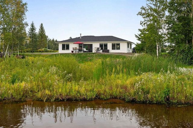 546 Marina Drive, Superior, WI 54880