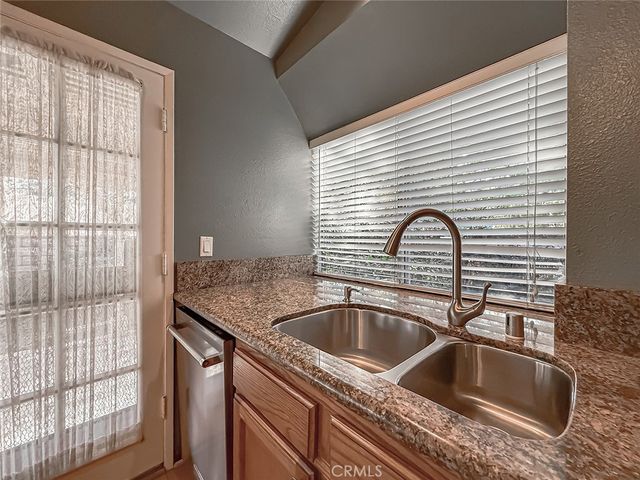 28131 Seco Canyon Road 39, Saugus, CA 91390