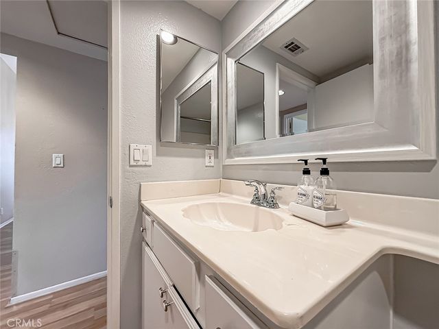 28131 Seco Canyon Road 39, Saugus, CA 91390