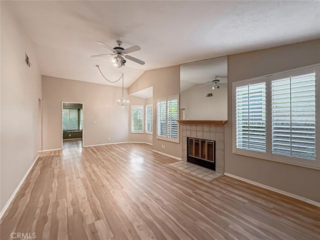 28131 Seco Canyon Road 39, Saugus, CA 91390