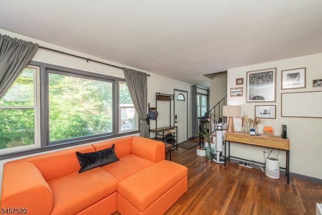 15 Mayne Ave, Byram Twp., NJ 07874